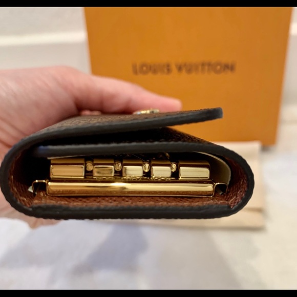 NEW 2020 Auth Monogram 4 Key Ring Holder Pouch - Picture 4 of 8